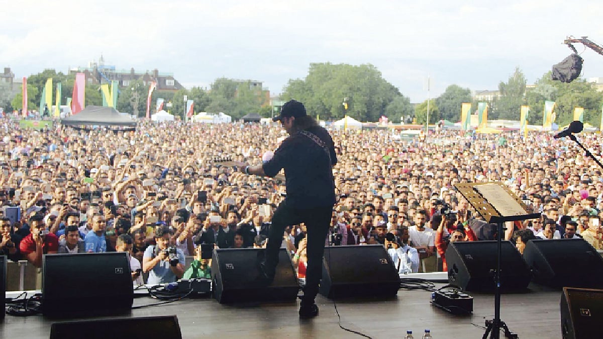 আইয়ুব বাচ্চু বিশ্বাস করেন, দেশের তরুণেরাই বাংলাদেশকে পৃথিবীর সর্বশ্রেষ্ঠ জায়গায় নিয়ে যাবে