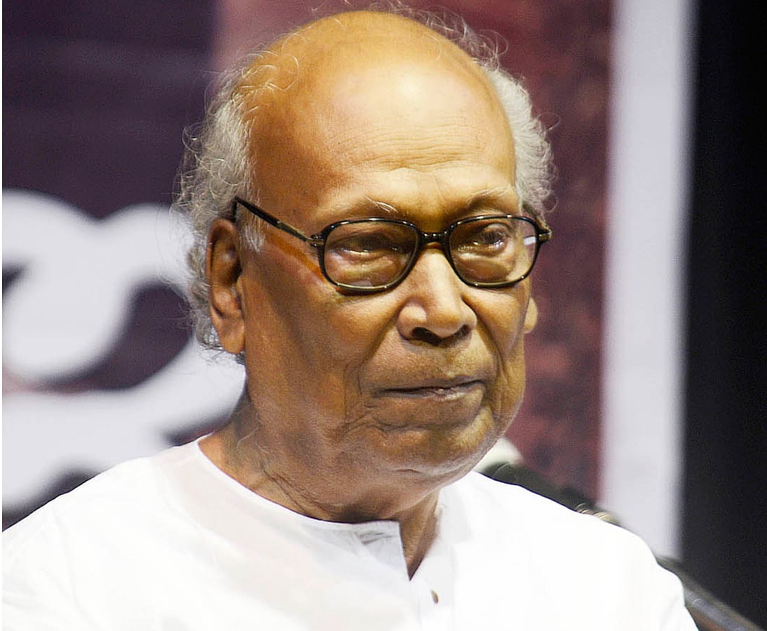 শঙ্খ ঘোষ