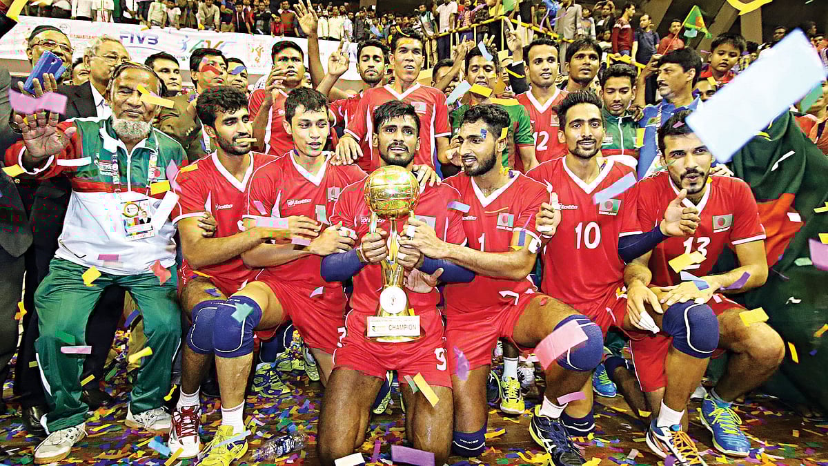 শুরুতে এত বড় স্বপ্ন ছিল না। কিন্তু দারুণ খেলে বঙ্গবন্ধু আন্তর্জাতিক ভলিবলে চ্যাম্পিয়ন বাংলাদেশ! কাল মিরপুর ইনডোরে l সাইফুল ইসলাম