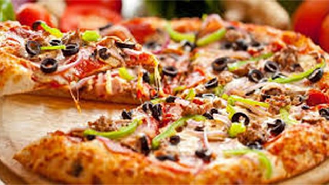 অতিরিক্ত পিৎজা খাওয়াও ঠিক নয়।