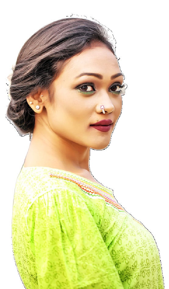 নাকফুল: আড়ং