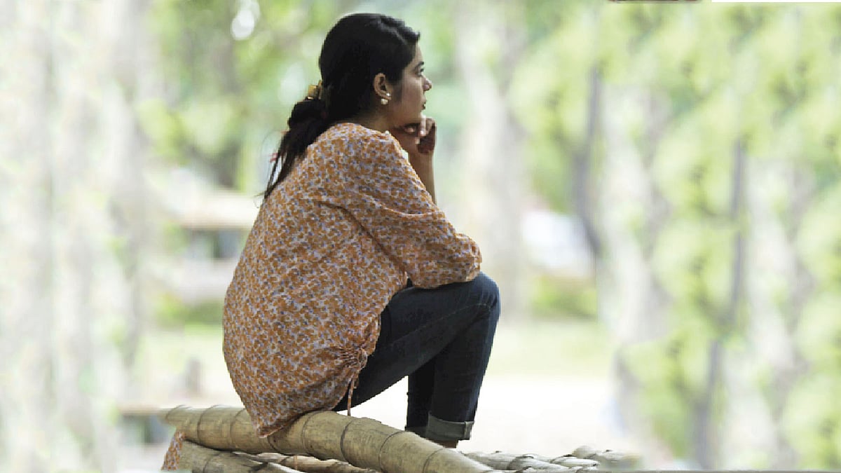 আবেগ কী বলছে সেটা একটু ভালো করে শোনার চেষ্টা করতে হবে। মডেল: নওরীন, ছবি: অধুনা