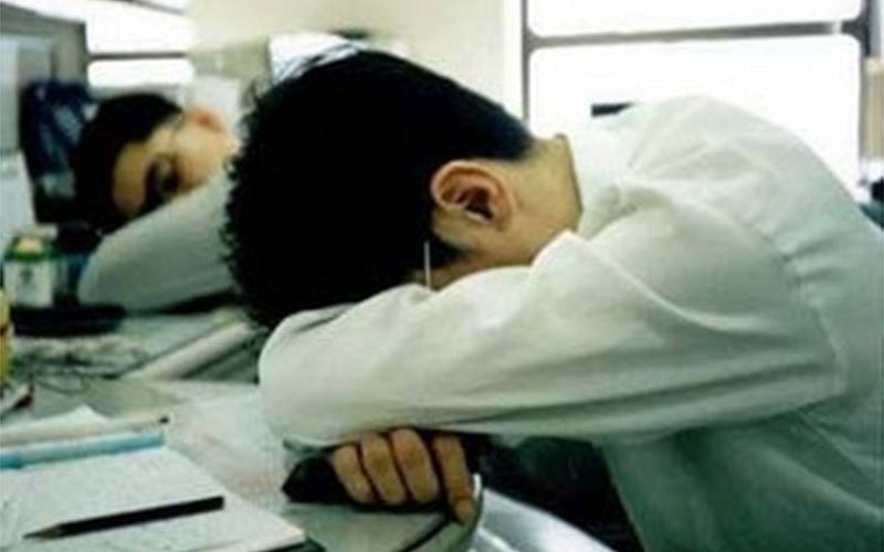 পুরুষের ক্ষেত্রে জীবনযাপন হতে হবে স্বাস্থ্যকর। প্রতীকী ছবি।