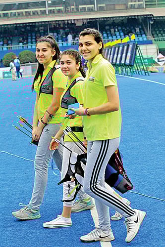 আজারবাইজানের তিন তিরন্দাজ