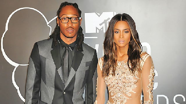 কিয়ারা ফিচারিং ও ফিউচার