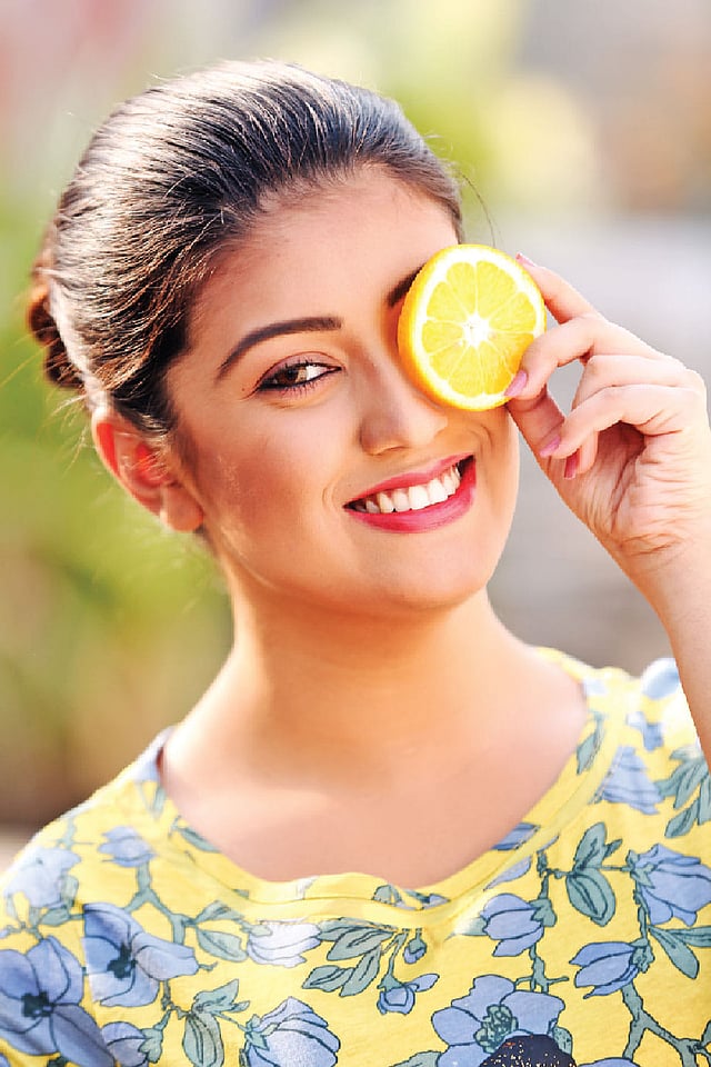 ভিটামিন সি এবং ই সমৃদ্ধ খাবার খেতে হবে