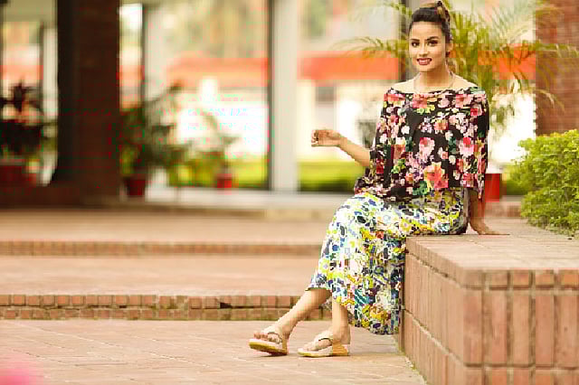 গরমে খোলামেলা জুতা