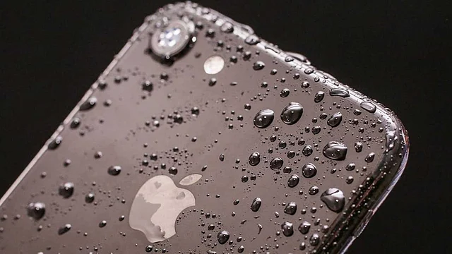 আইফোন ৭ ও ৭ প্লাস