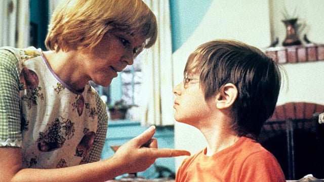 অ্যালিস ডাস নট লিভ হিয়ার এনিমোর