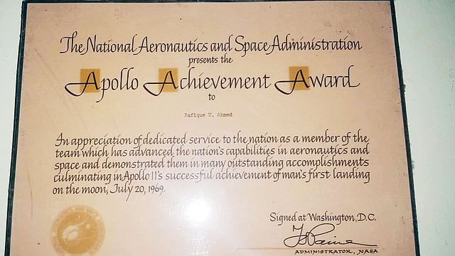 রফিক উদ্দিন আহমেদকে দেওয়া নাসার সনদ