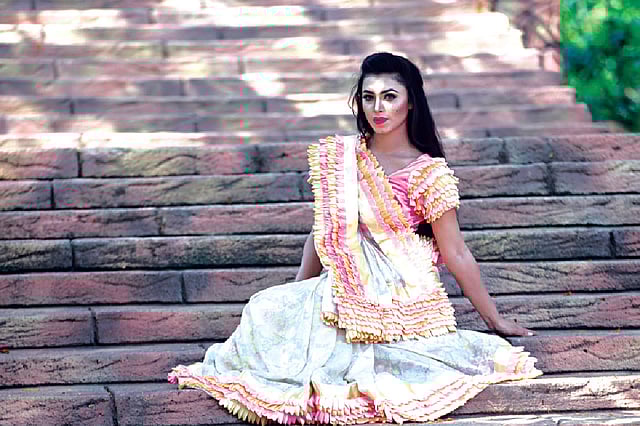 শাড়ি ক বিভাগে তৃতীয় কালেকশন বুটিকস। মডেল: হাবিবা