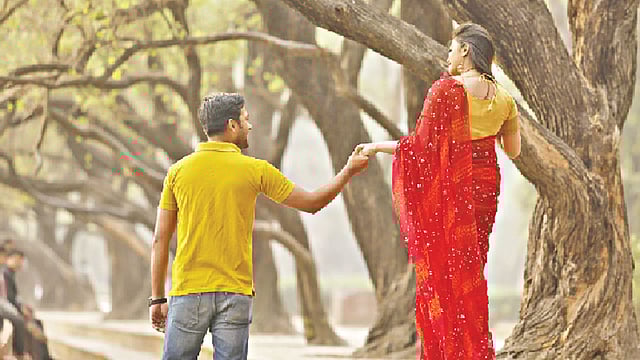 প্রেমে পড়েছেন কি না, তা আপনি নিজেই ভালো বুঝবেন। ছবি: অধুনা