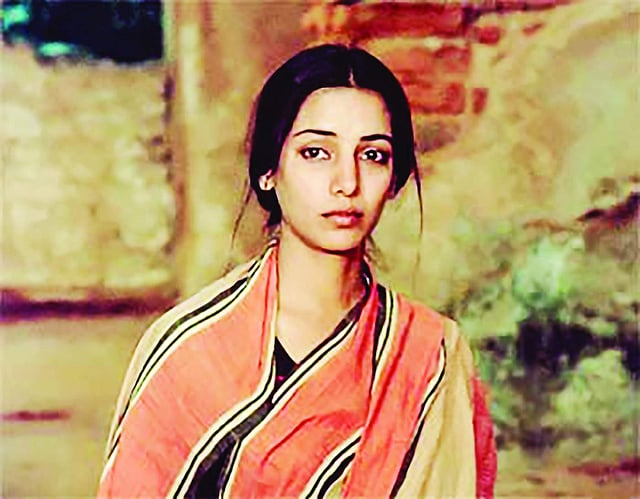 মৃণাল সেনের ‘খণ্ডহর’ ছবিতে