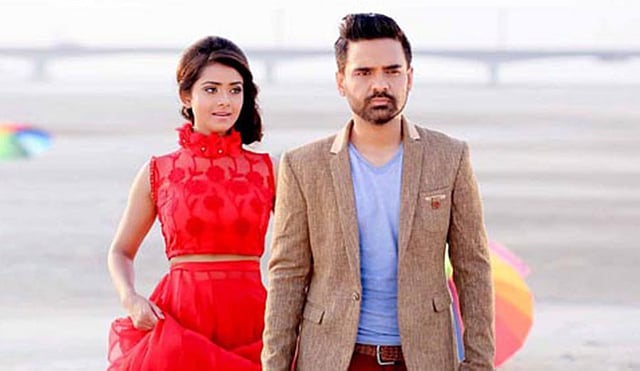 গত বছর হাবিবের একটি গানের ভিডিও মডেল হিসেবে কাজ করেন তানজিন তিশা। ছবি: সংগৃহীত