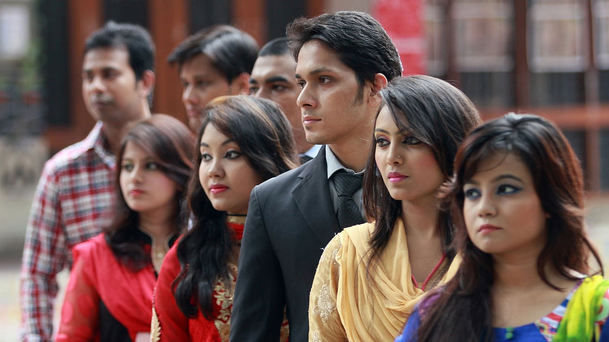 ‘জঙ্গিবাদের সমস্যা মাথাচাড়া দিয়ে ওঠার আগে তরুণেরা কী চায়, তা কেউ ভাবেনি’। প্রথম আলো ফাইল ছবি