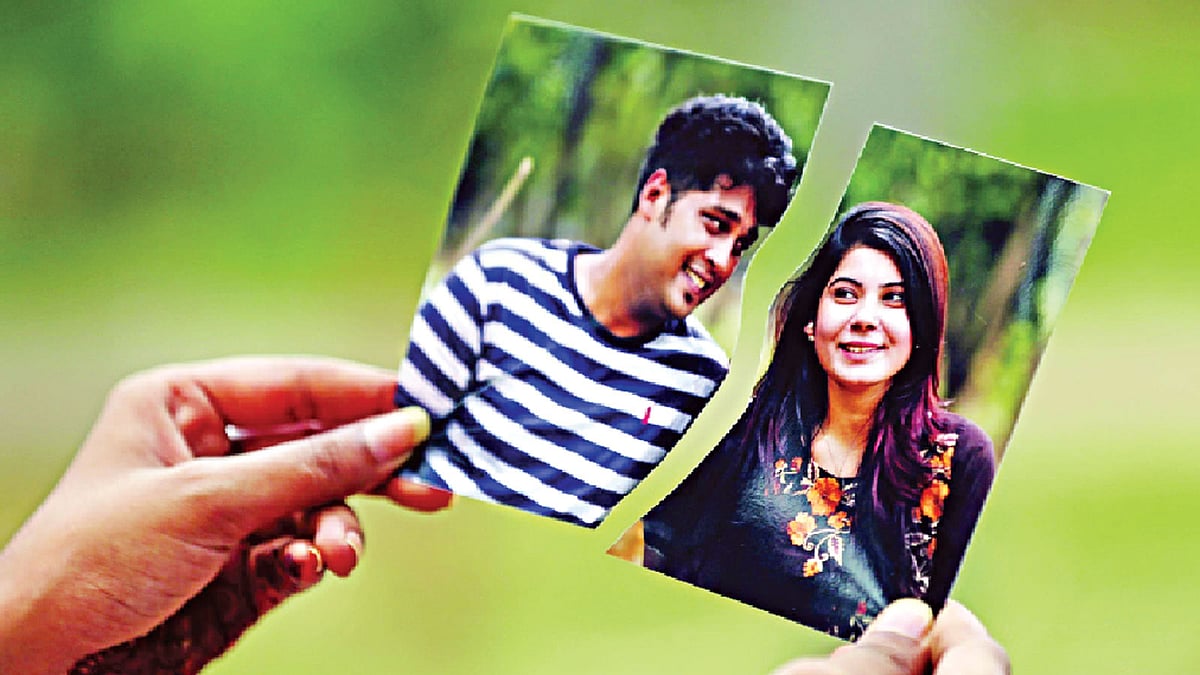 বিচ্ছেদের পরেও থাকে আইনি অধিকার। ছবি: অধুনা