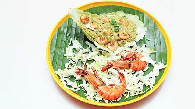 কাঁকরোল দিয়ে চিংড়ি ভর্তা