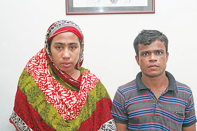 তোফা ও তহুরার মা শাহিদা ও বাবা রাজু মিয়া