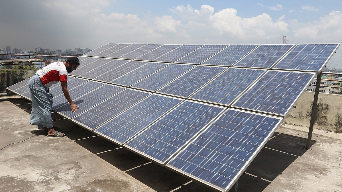 জ্বালানিসংকটে নবায়নযোগ্য জ্বালানির সুযোগ কেন নয়