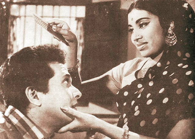 সহশিল্পী যখন সুচন্দা, জীবন থেকে নেয়া, ১৯৭০