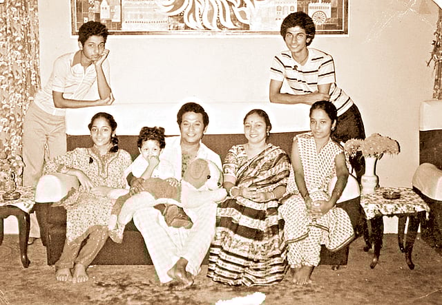 সপরিবারে নায়করাজ