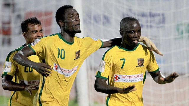 কিংয়ে ভর করে আরেকটি জয় শেখ জামালের। ফাইল ছবি