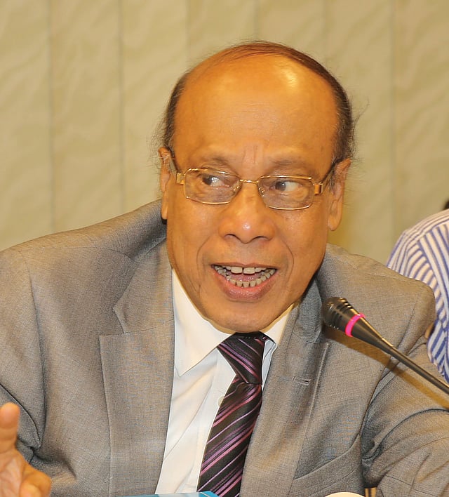 এ কে আজাদ চৌধুরী