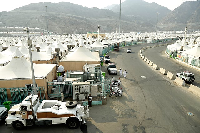 তাঁবুতে ছেয়ে গেছে মিনা। ছবিটি বুধবার তোলা। ছবি: আবীর আবদুল্লাহ/ইপিএ-ইএফই