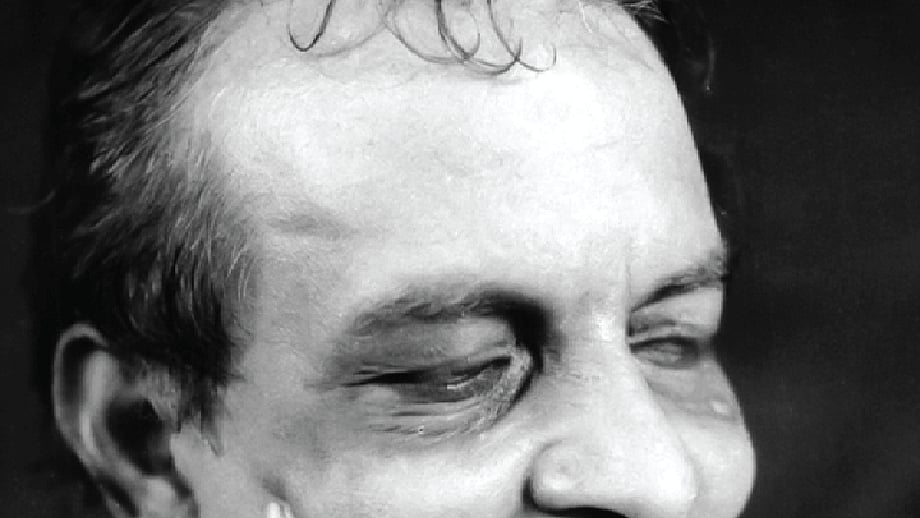 আহমদ ছফা ( ৩০ জুন ১৯৪৩—২৮ জুলাই ২০০১) ছবি: নাসির আলী মামুন, ফটোজিয়াম