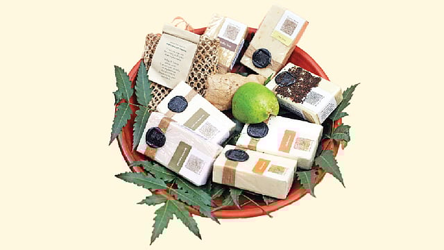 হাতে তৈরি সাবানের চাহিদা বাড়ছে। কৃতজ্ঞতা: সোর্স