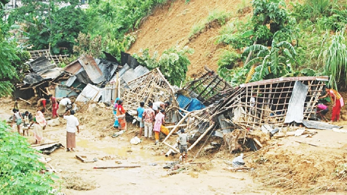পাহাড়ে এত বড় দুর্যোগের কারণ কি কেবল প্রাকৃতিক?