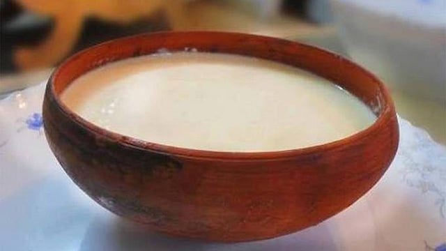 খালি পেটে দই না খাওয়াই ভালো। ছবি: সংগৃহীত