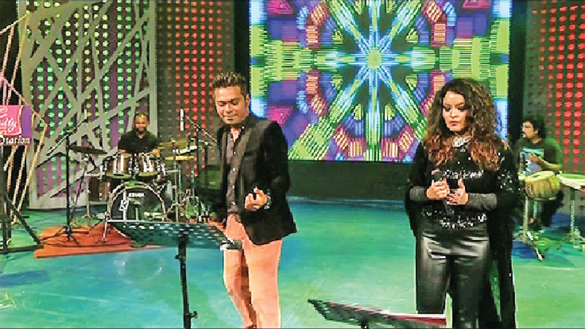 ‘মিউজিক স্টেশন’ অনুষ্ঠানে গাইছেন শিল্পী সুজন আরিফ ও আয়েশা মৌসুমি