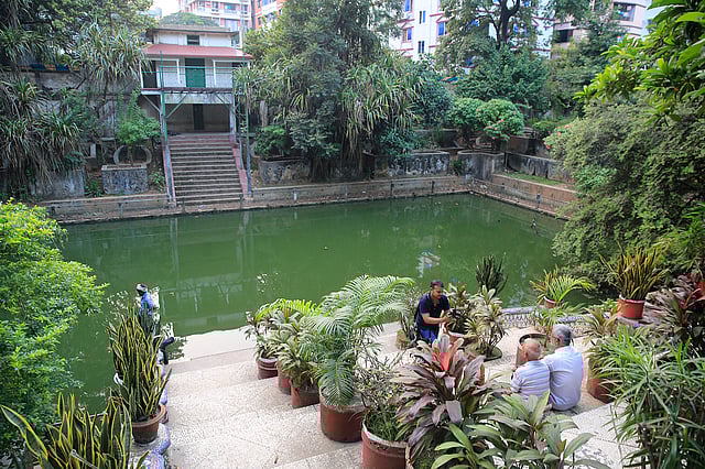 বলধা গার্ডেন। পুরান ঢাকার একমাত্র উদ্ভিদ উদ্যান। ঢাকার বিভিন্ন এলাকা থেকে সেখানে যায় দর্শনার্থীরা l প্রথম আলো