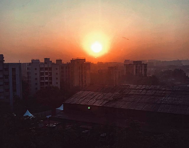 মুম্বাইয়ে হ্যালি বেরির তোলা আজ ভোরের ছবি। ছবি: ইনস্টাগ্রাম