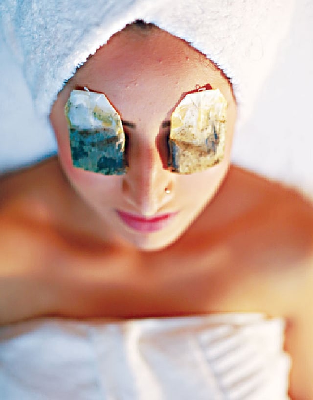 পাতায় পাতায় সতেজ