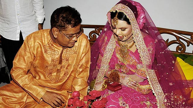 হ‌ুমায়ূন আহমেদ ও শাওন। ছবি: ফেসবুক থেকে নেওয়া