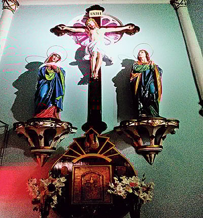 লক্ষ্মীবাজারের পবিত্র ক্রুশের গির্জায় ক্রুশবিদ্ধ যিশু l ছবি: লেখক