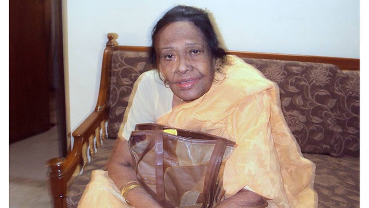 বেগম মমতাজ হোসেন