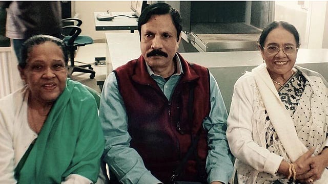 বেগম মমতাজ হোসেন, খ ম হারুন ও জাহানারা আহমেদ। ছবি: বাংলাদেশ টেলিভিশন, ডিসেম্বর ২০১৪