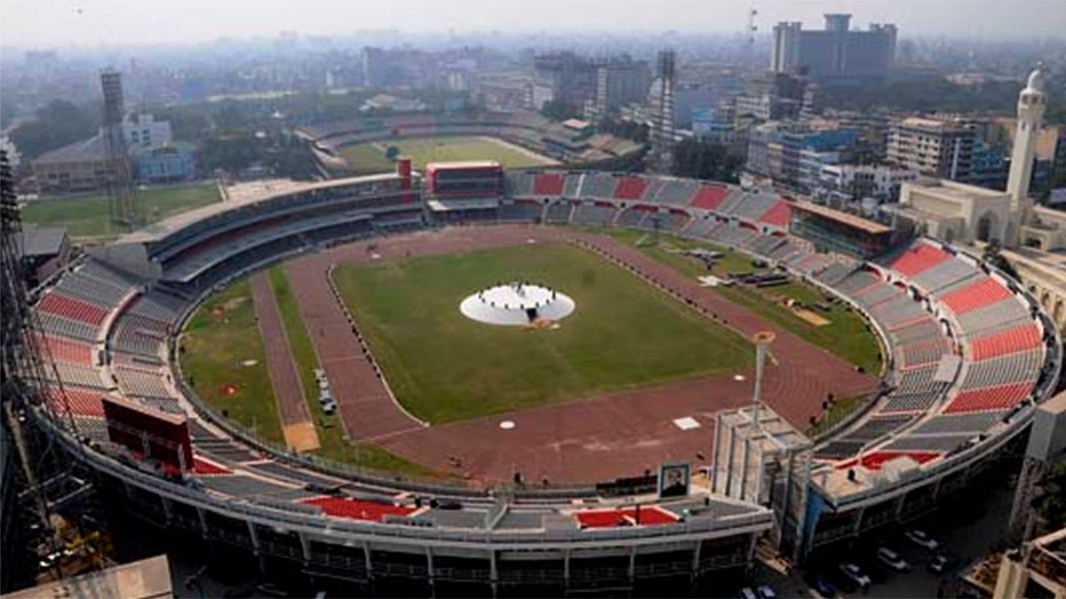 দেশের ক্রীড়াঙ্গনের ইতিহাস হয়েই দাঁড়িয়ে বঙ্গবন্ধু জাতীয় স্টেডিয়াম।  ফাইল ছবি