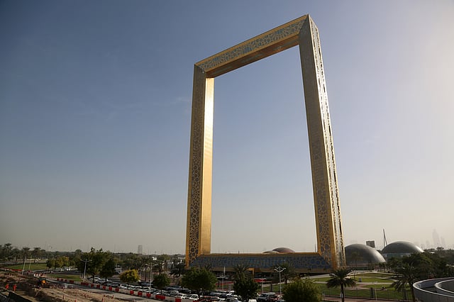 জাবিল পার্কে গেলে দেখা পাওয়া যাবে ‘দুবাই ফ্রেম’ নামের নতুন এই স্থাপত্যকর্মটির। এর উচ্চতা ১৫০ মিটার। দুবাই, সংযুক্ত আরব আমিরাত, ২৪ জানুয়ারি। ছবি: রয়টার্স