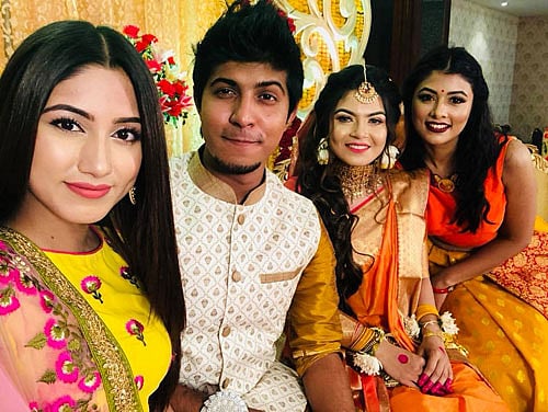 সাফা কবিরের সেলফিতে তৌসিফ মাহবুব, সুষমা ও টয়া