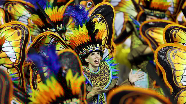 এটি এখন ব্রাজিলের সবচেয়ে জনপ্রিয় ছুটির দিন হিসেবে গণ্য। সাও পাওলো, ব্রাজিল, ১০ ফেব্রুয়ারি। ছবি: রয়টার্স