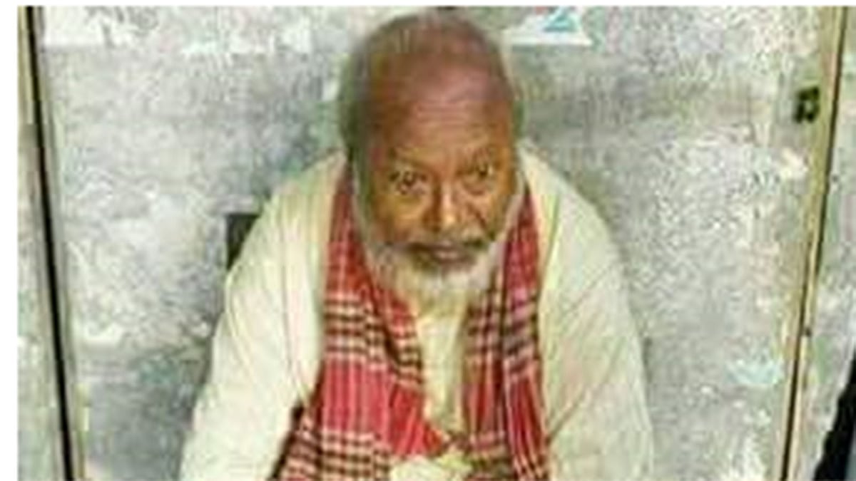 সাবেক সাংসদ মোহাম্মদ ইউসুফ। তিনি ‘গরিব সাংসদ’ হিসেবে পরিচিত। ছবি: সংগৃহীত