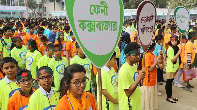 বিভিন্ন জেলা থেকে প্রতিযোগীরা অংশ নেয় এই উৎসবে। সেন্ট যোসেফ হায়ার সেকেন্ডারি স্কুল, ঢাকা, ৯ মার্চ। ছবি: জাহিদুল করিম