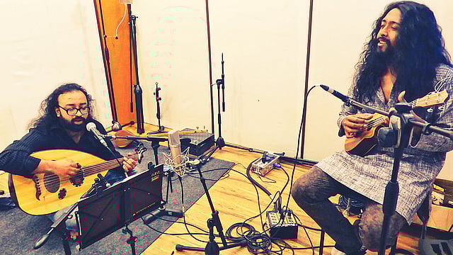 সাত্যকি ব্যানার্জি ও অর্ক মুখার্জি