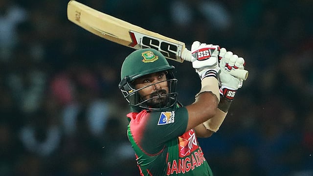 লিটনকে ওপেনিংয়ে আনার সিদ্ধান্ত হয়েছে আগেই। ছবি: প্রথম আলো