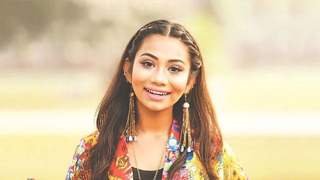 নিজেকে ভালোবাসুন নিজেকে ক্ষমা করুন। ছবি: অধুনা