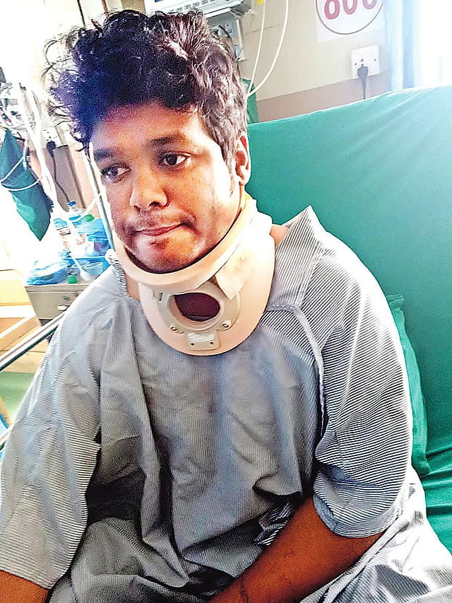 নেপালে বিধ্বস্ত ইউএস–বাংলা ফ্লাইটের বেঁচে ফেরা মেহেদী হাসান।  ছবি: সংগৃহীত